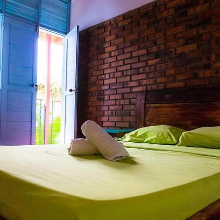 Aluna Hostel B&B Santa Marta  Exterior photo