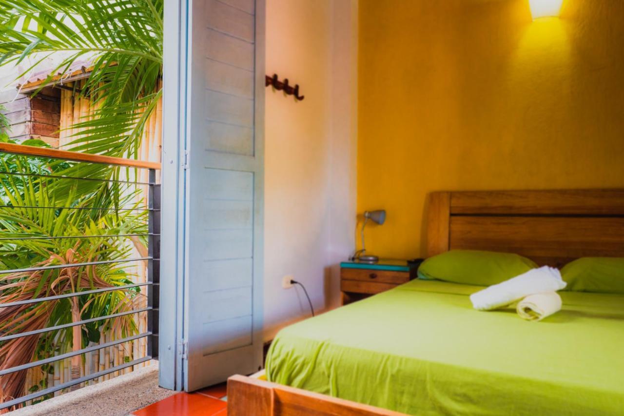 Aluna Hostel B&B Santa Marta  Exterior photo